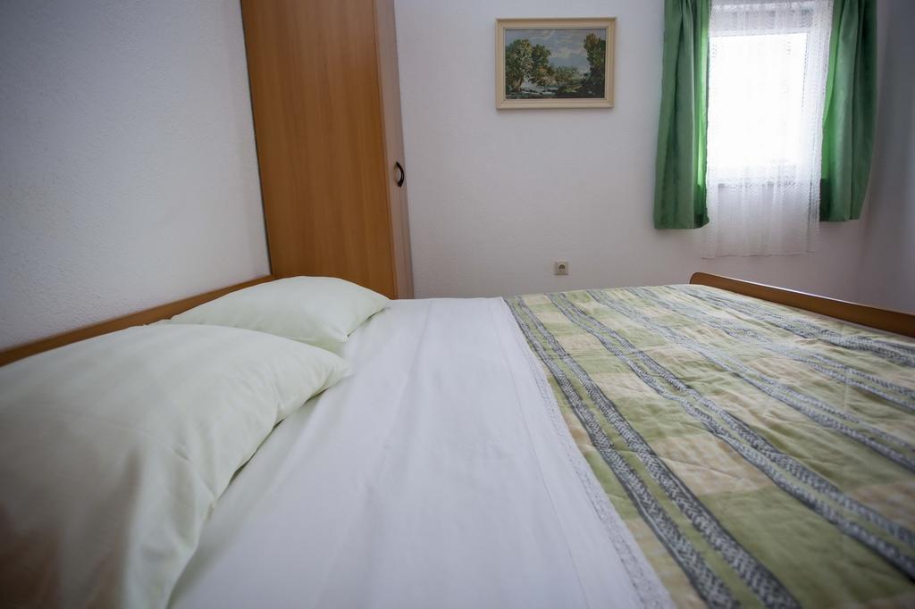 Apartments Dino Makarska Extérieur photo