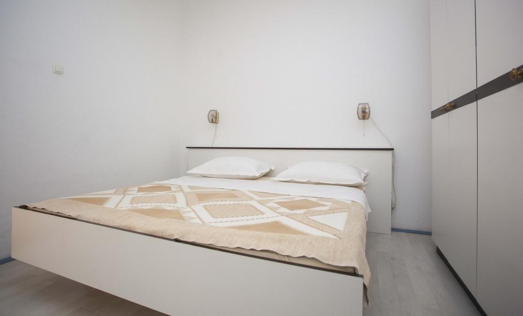 Apartments Dino Makarska Extérieur photo